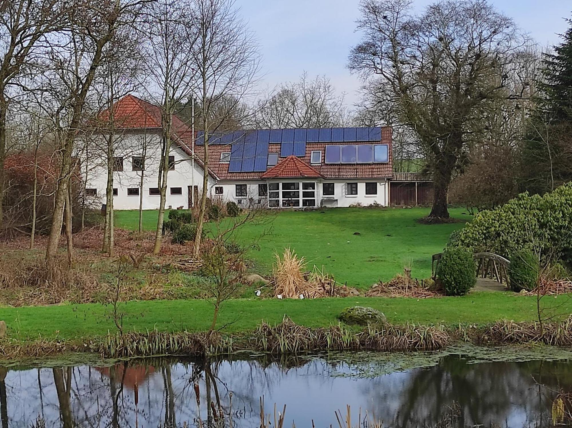 Emily'S Garden Bed & Breakfast Lintrup ภายนอก รูปภาพ